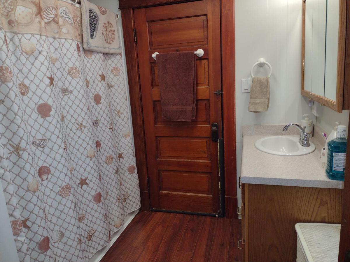 Quiet Full-Size Bed Close To Town 420 Friendly Trinidad Bagian luar foto